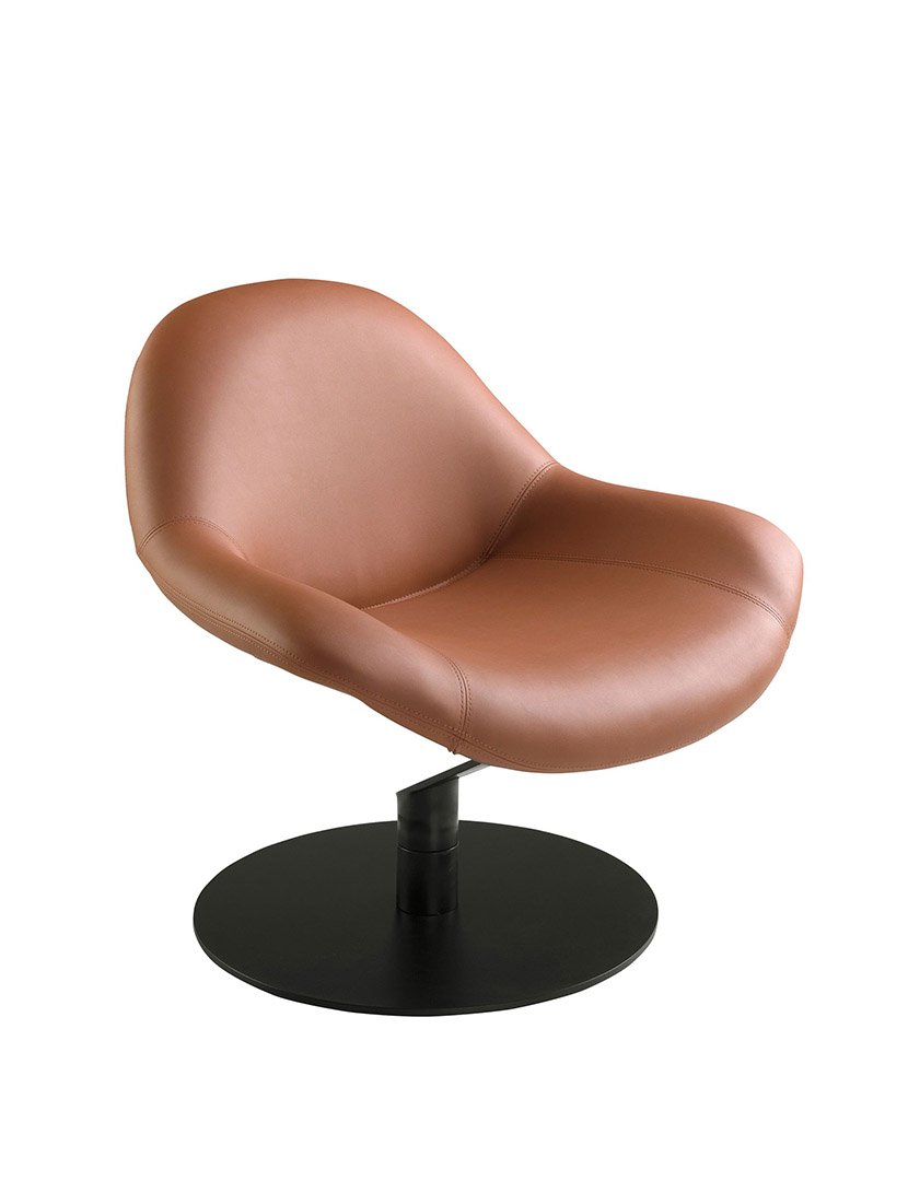 Poltrona Giratória em Couro Sintético Castanho