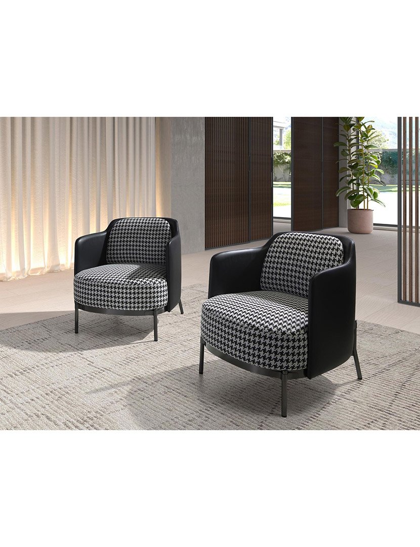 Cadeirão em Tecido Preto e Branco e Couro Sintético