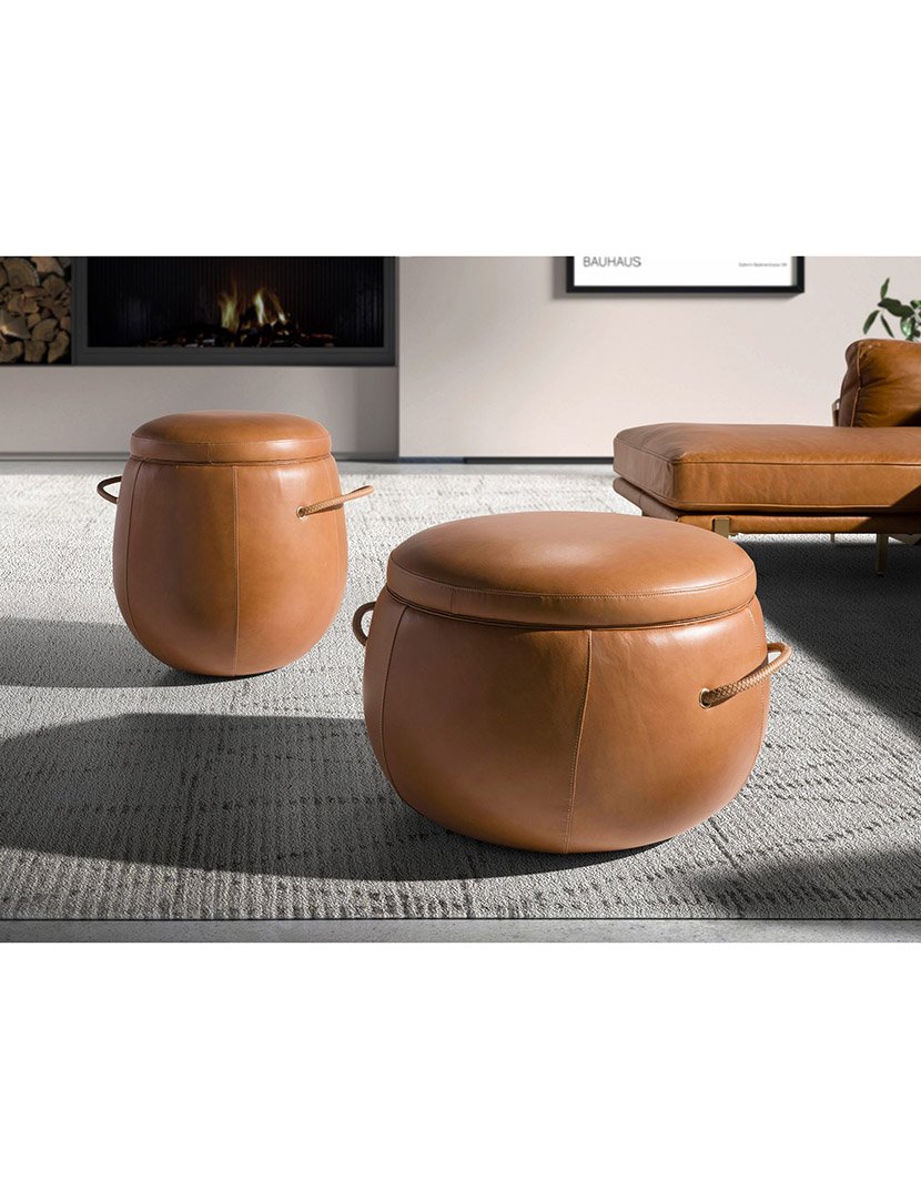 Pufe de Couro Castanho