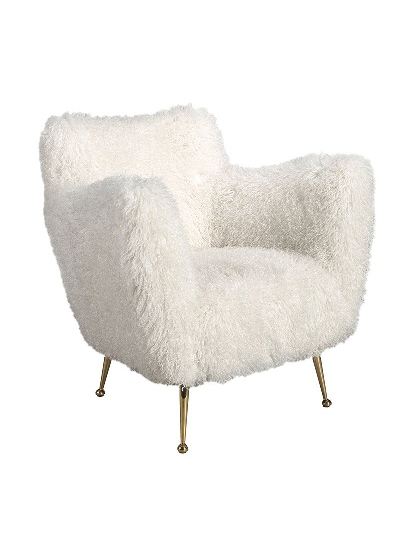 Cadeirão Coberto de Pelo Branco