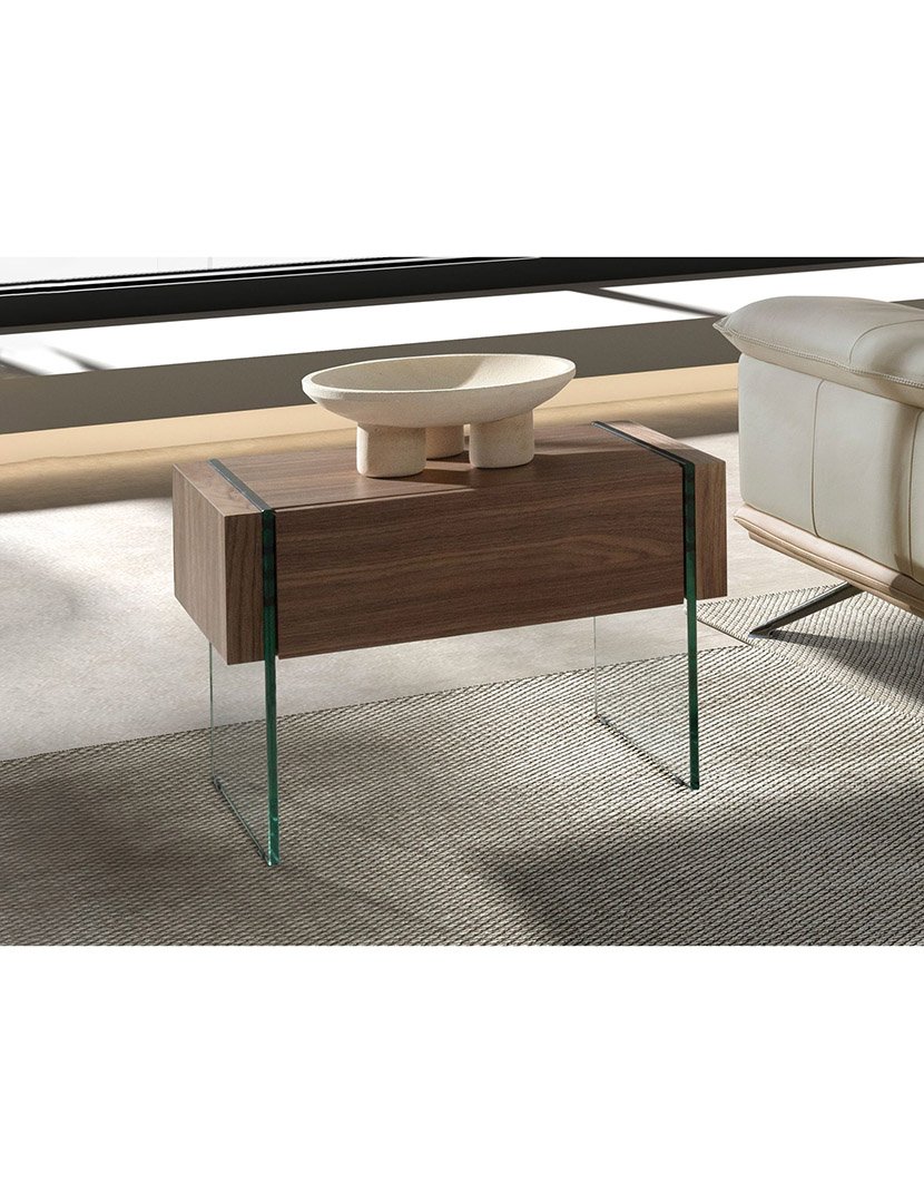 Mesa de Cabeceira em Nogueira com Vidro Temperado