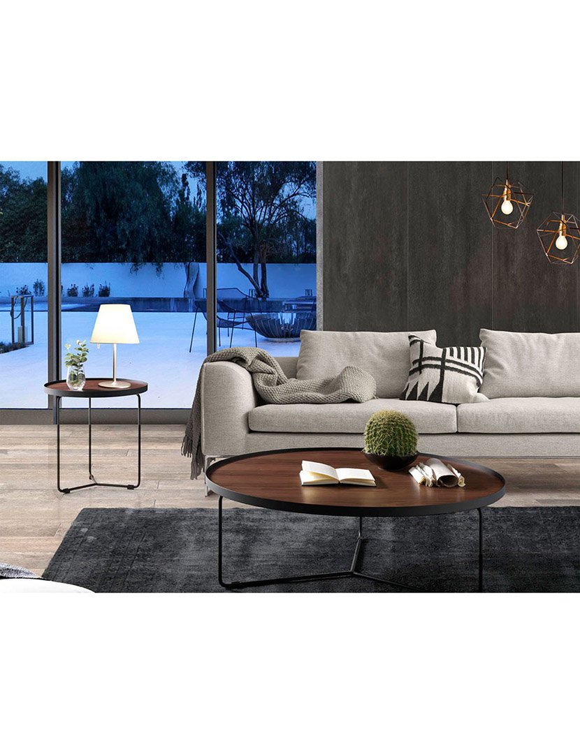 Mesa de Canto Redonda em Nogueira e Preto