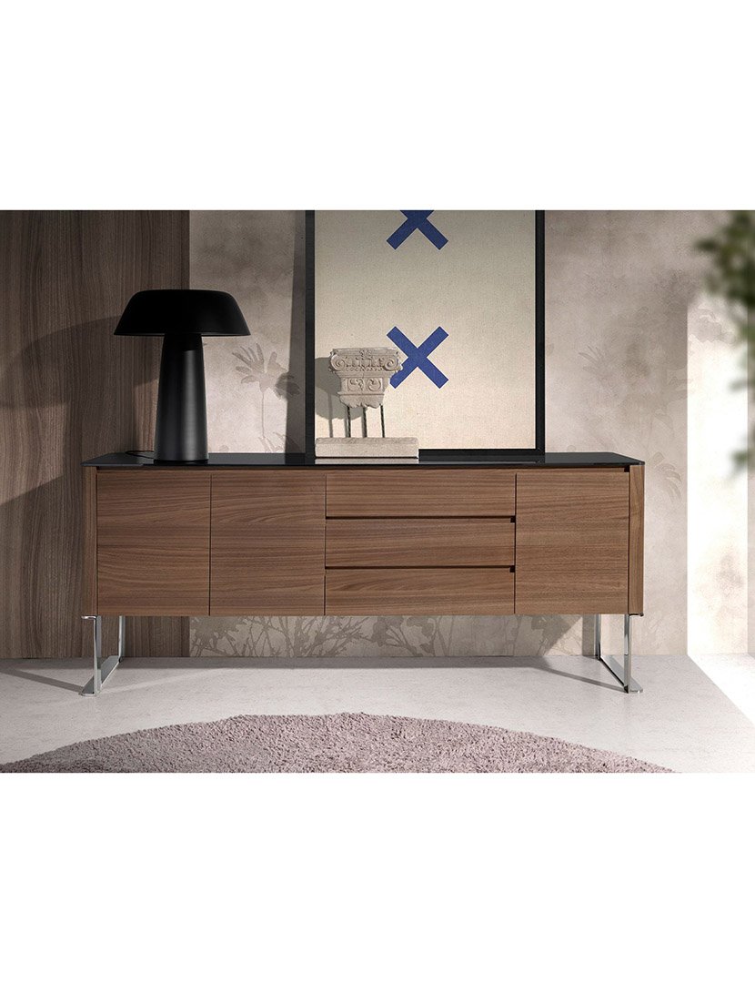 Aparador em Nogueira com Tampo de Vidro Preto