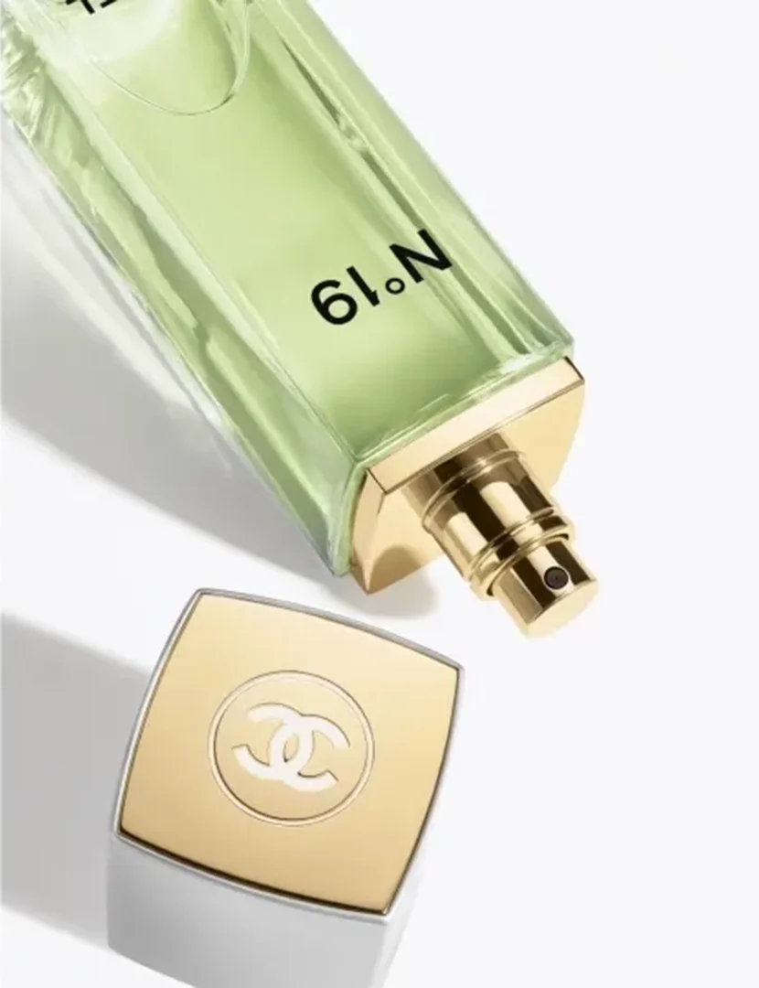 N.º 19 Eau de Toilette