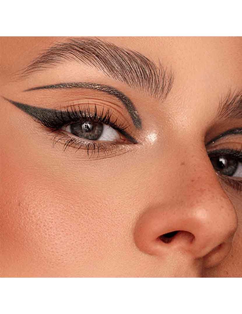 Delineador em Gel Ultra Precision 20H Waterproof