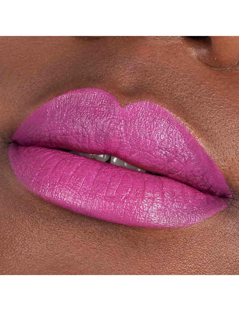 Batom Scandalous Matte 080 - Casually Overdressed