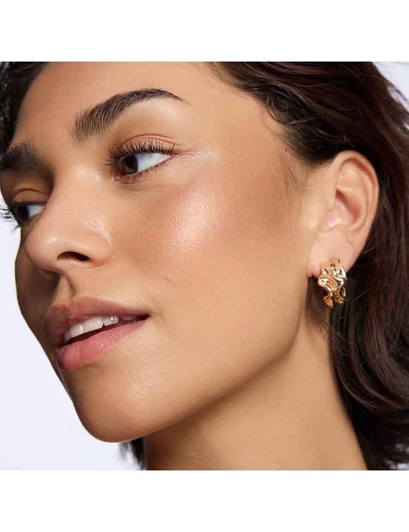 Iluminador Líquido 4 em 1 Holiday Skin 010 - Catching Sunrays