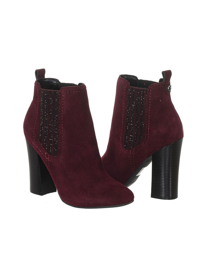 Botins com Salto Senhora Bordo
