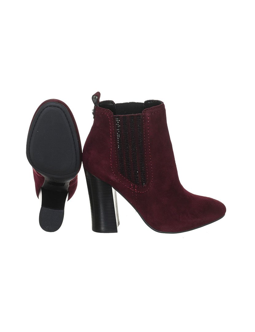 Botins com Salto Senhora Bordo