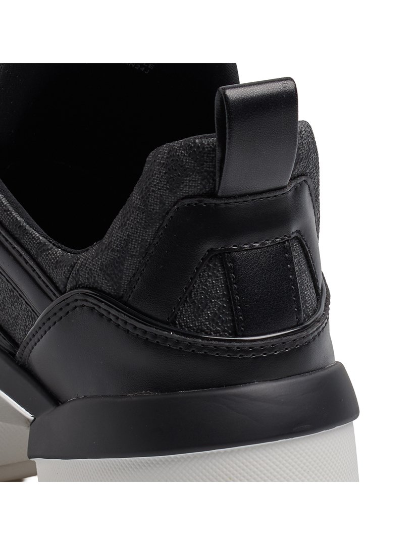 Ténis Senhora Preto