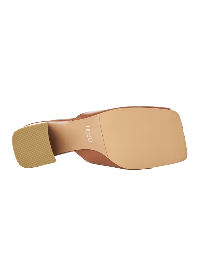 Sandálias com Salto Senhora Castanho