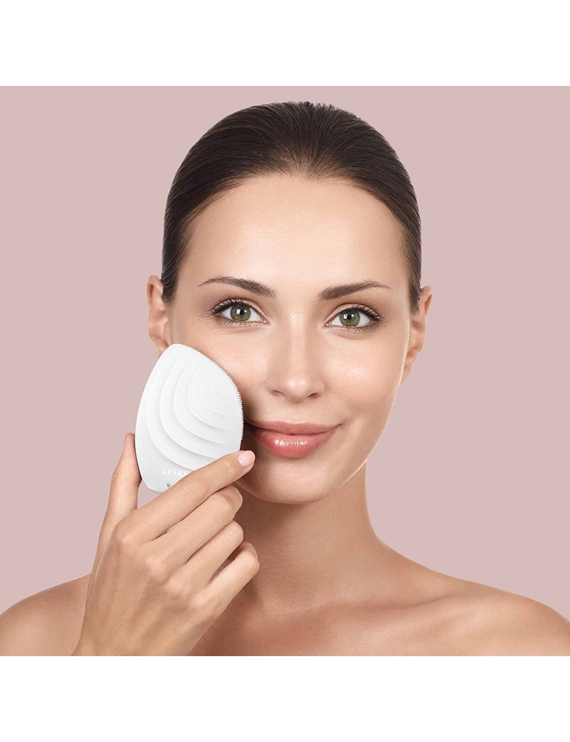 Escova de Limpeza Facial Sonic  5 em 1 - Branco