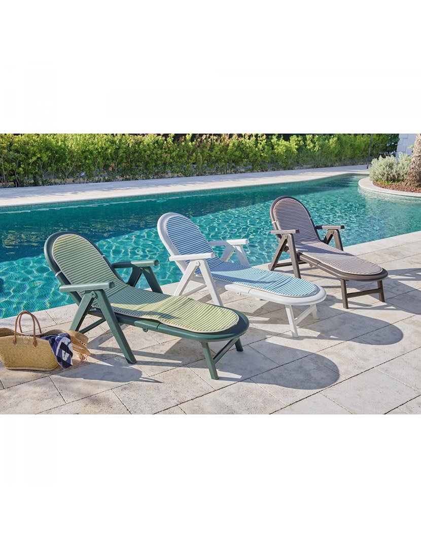 Espreguiçadeira Caiman c/ Almofada Wengue