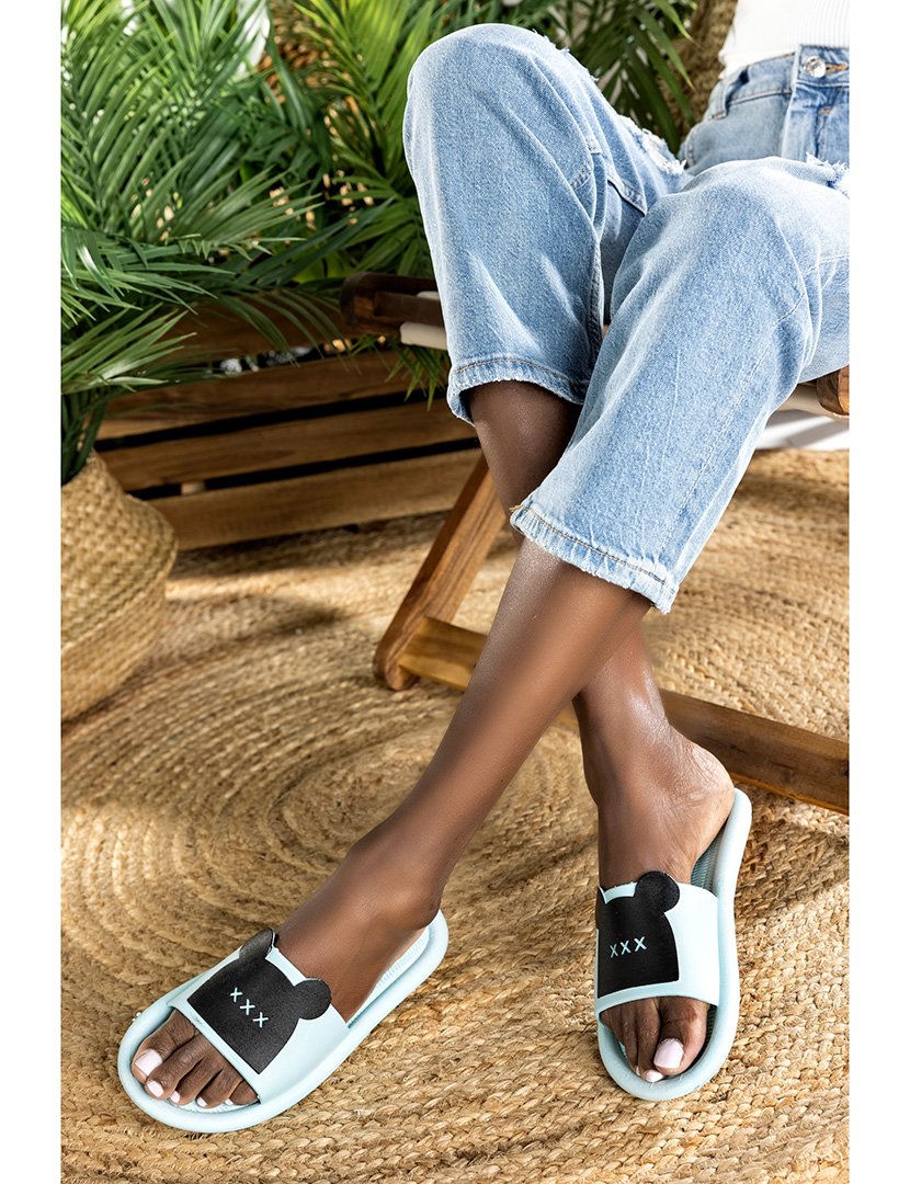 Chinelos de Borracha Senhora Azul