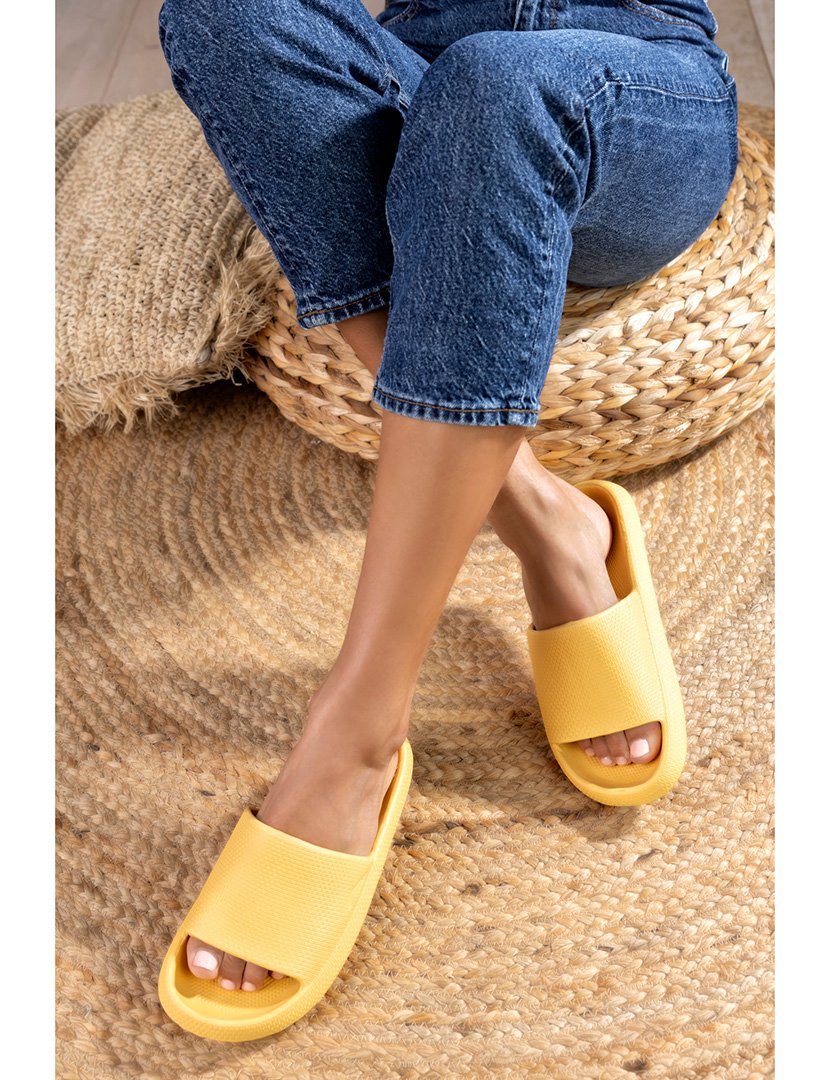 Chinelos de Borracha Senhora Amarelo