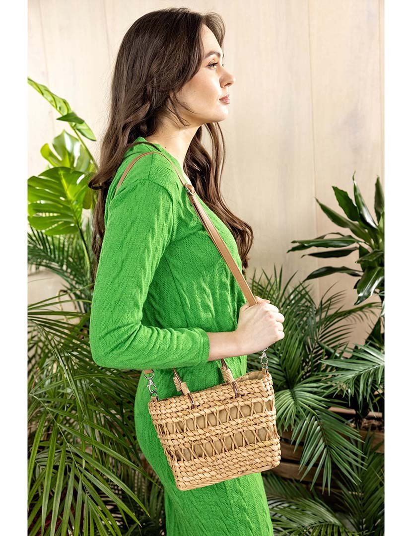 Mala de palha castanha