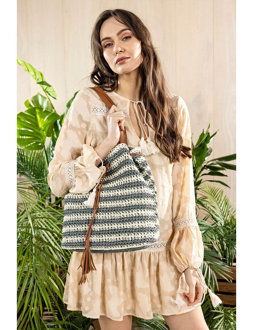 Mala de palha multicolorida