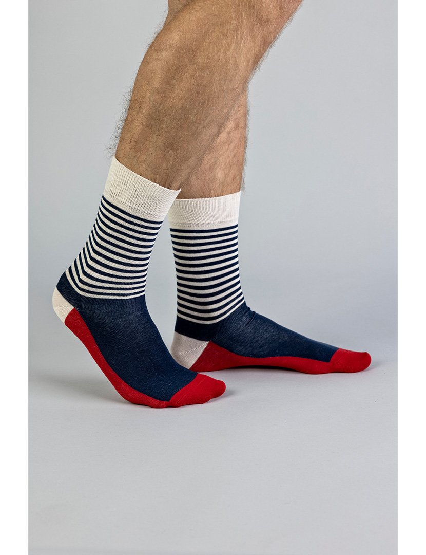 4 Pares de Meias multicoloridos