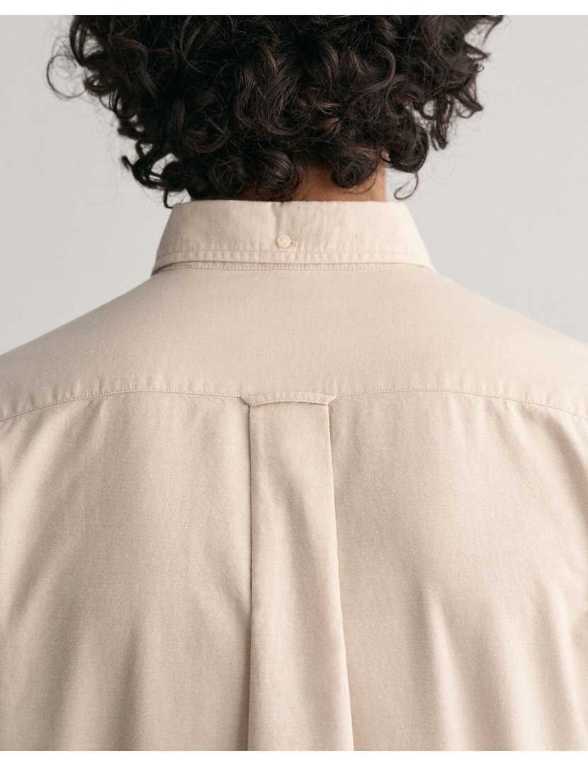 Camisa de manga comprida clássica oxford Bege