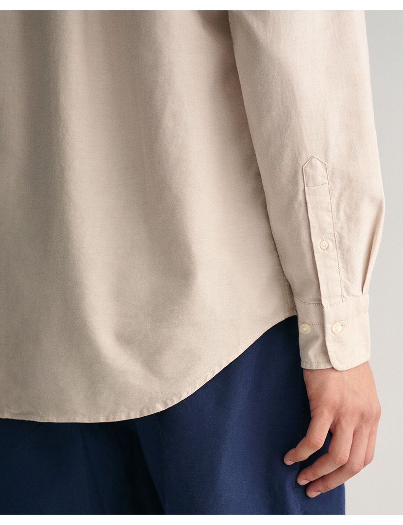 Camisa de manga comprida clássica oxford Bege