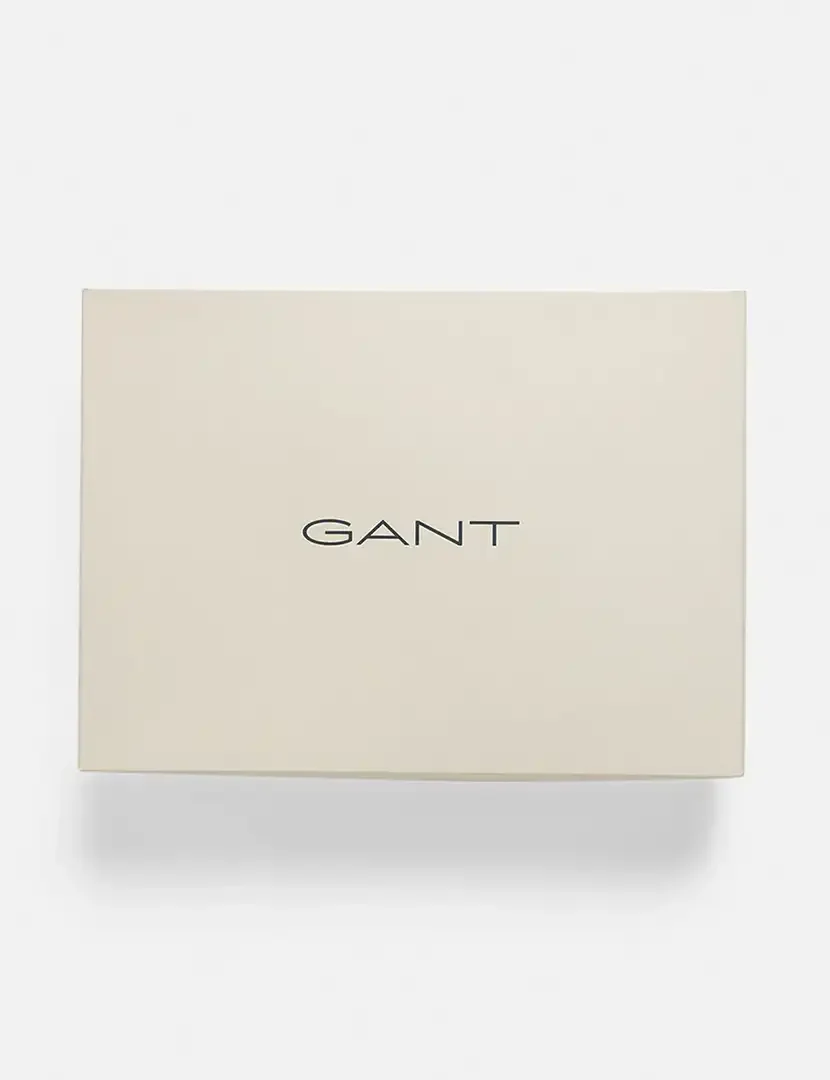 Conjunto de gorro e cachecol Bege