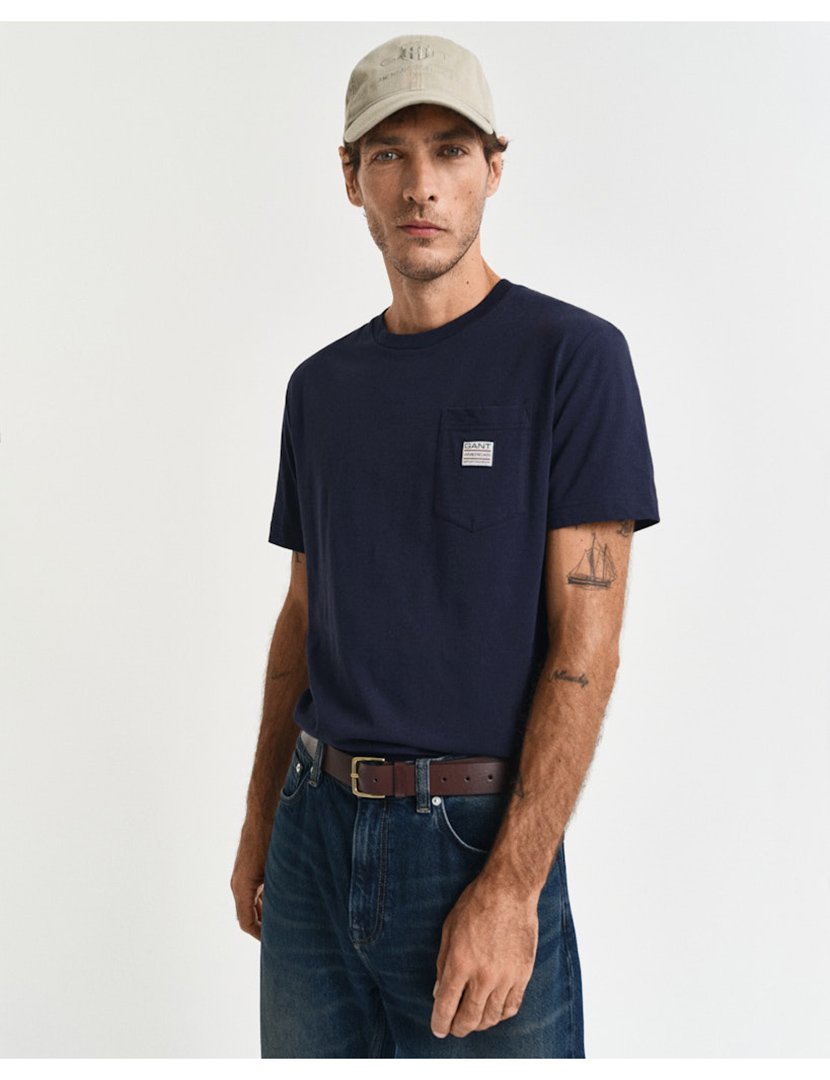 T-shirt com bolso Azul