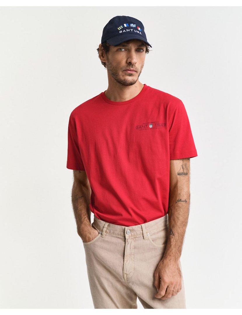 T-shirt Printed Graphics Vermelho