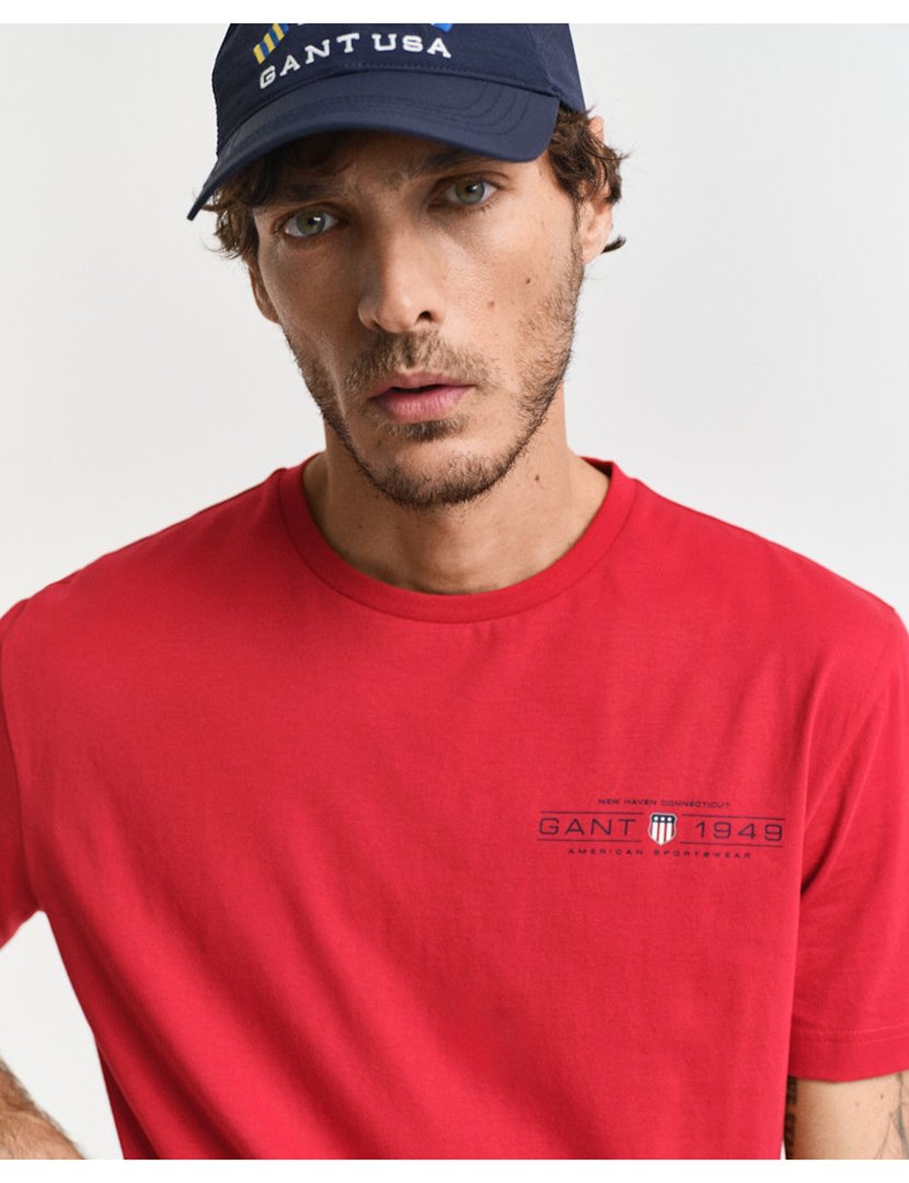 T-shirt Printed Graphics Vermelho