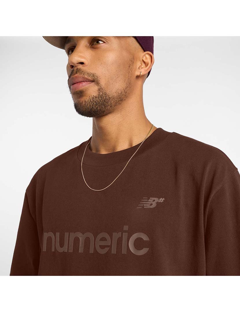 T-Shirt Numeric Castanho