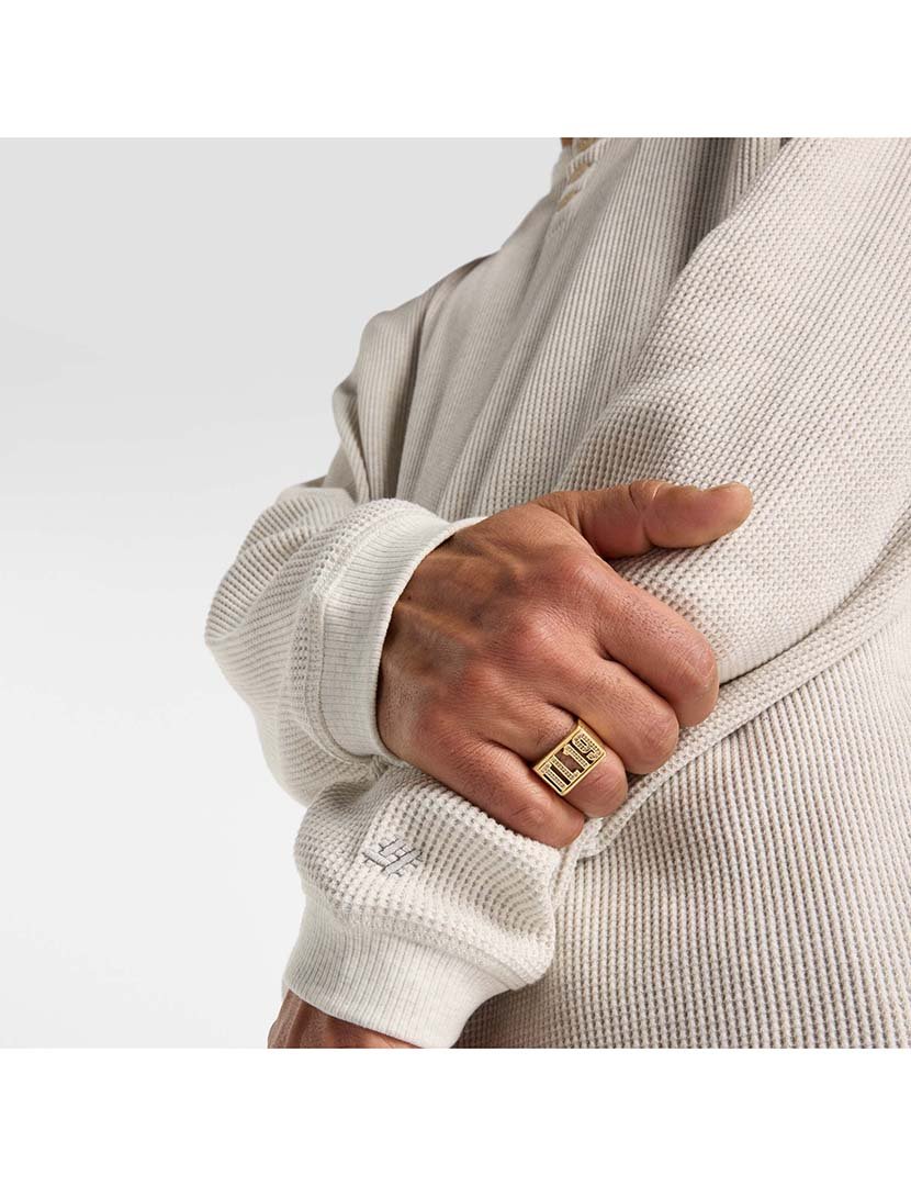 Longsleeve Numeric Waffle Knit Henley Bege