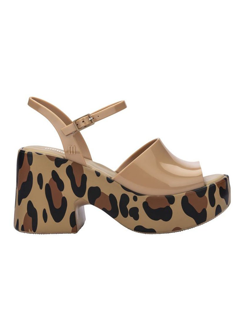 Sandálias plataforma Lina Castanho