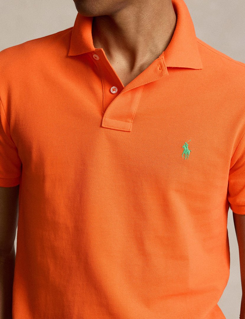 Pólo Slim Fit Laranja Logotipo Verde
