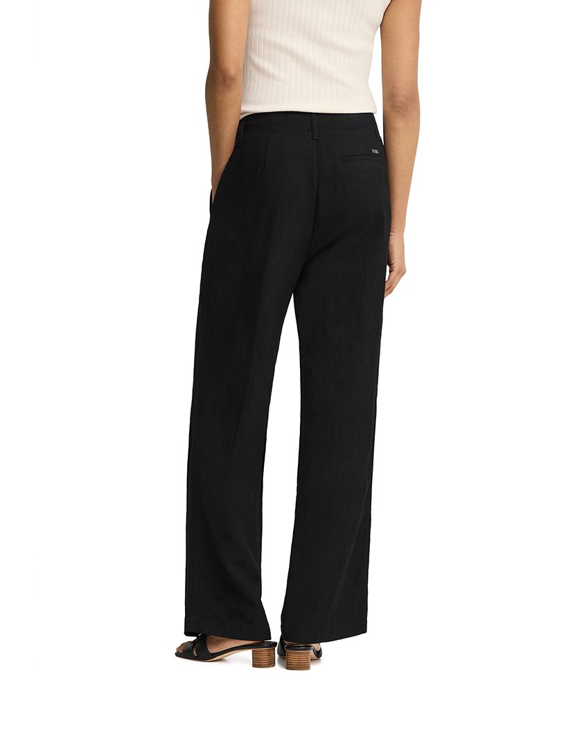 Calças Regular Fit Preto