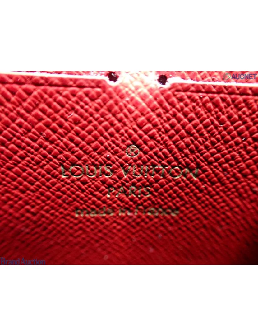 Wallet Epi Leather Medium